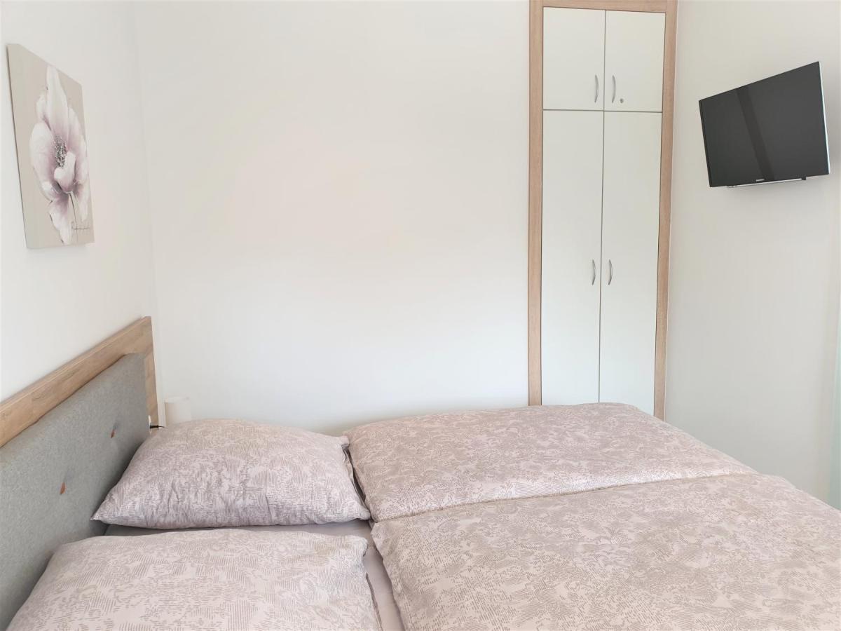 Apartment Jadestrand, Am Alten Deich 4-6, Whg 1 20 Дангаст Екстер'єр фото